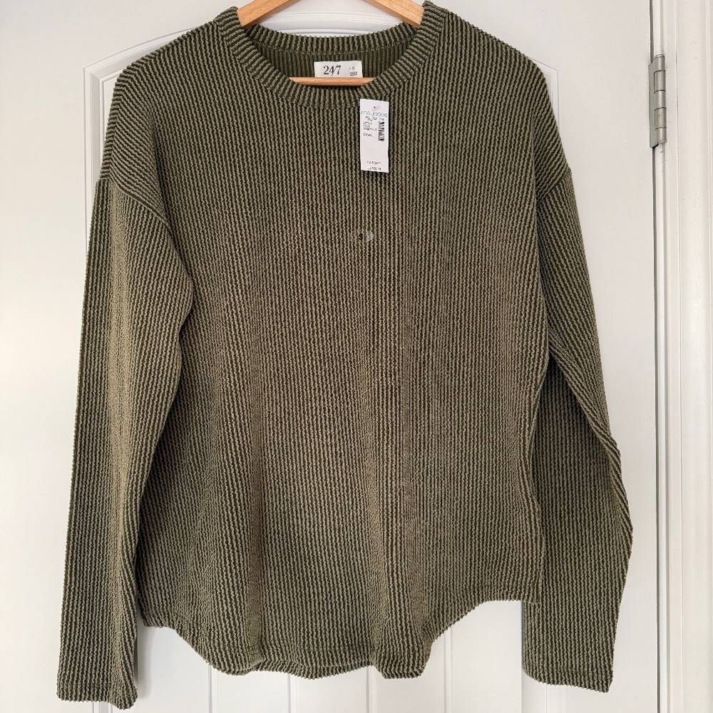 Maurices 24/7 Olive Green Waffle Knit Pullover Top Size S NWT
